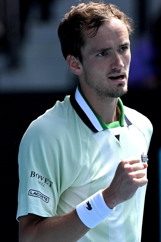 苦地训练自 苦地训练自