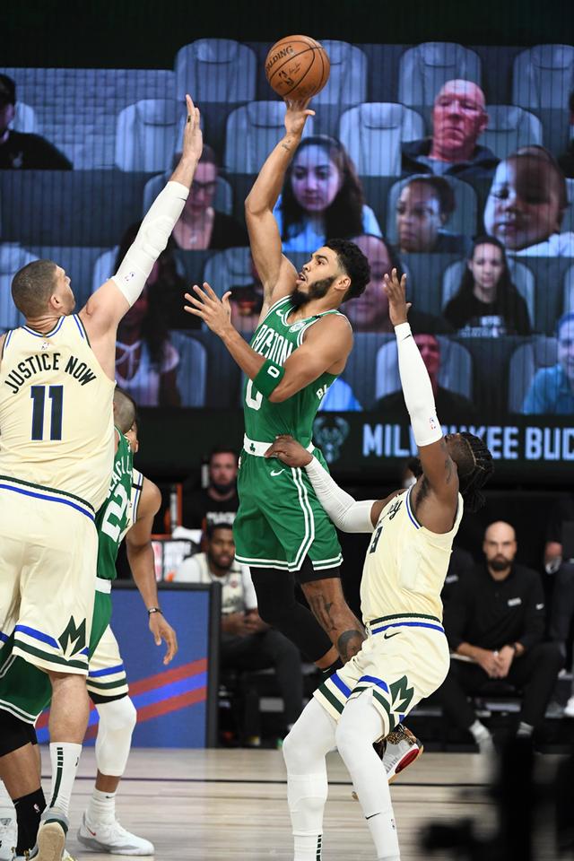 连膝盖或脚 连膝盖或脚